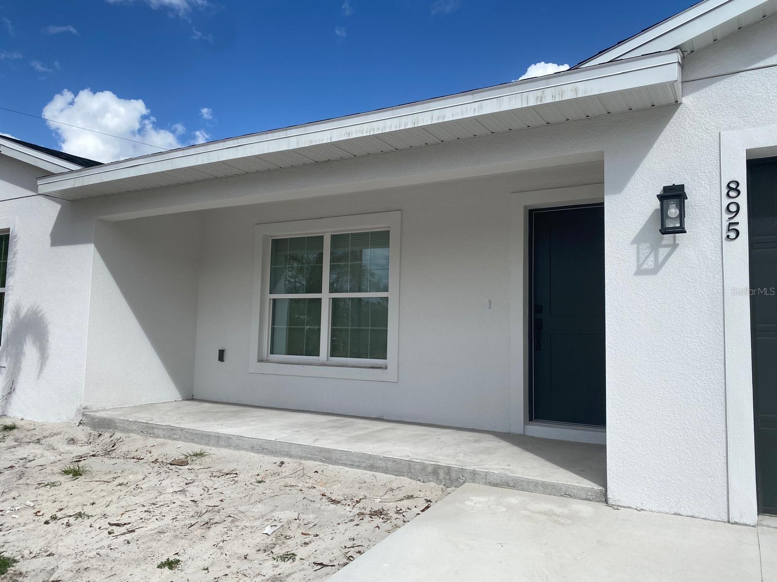 Image 2 of 22 For 895 Cedar Avenue