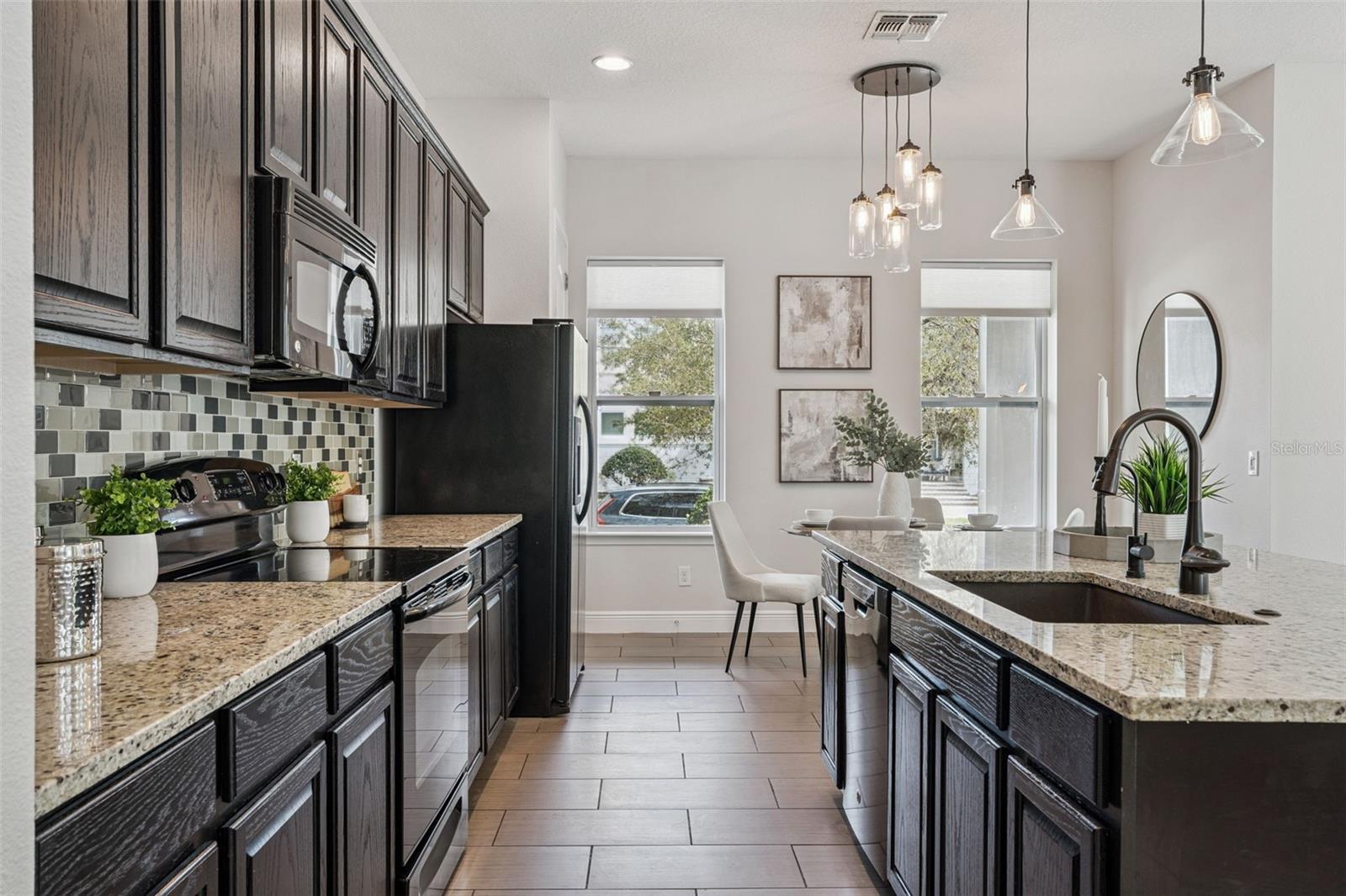 Image 6 of 52 For 14196 Walcott Avenue