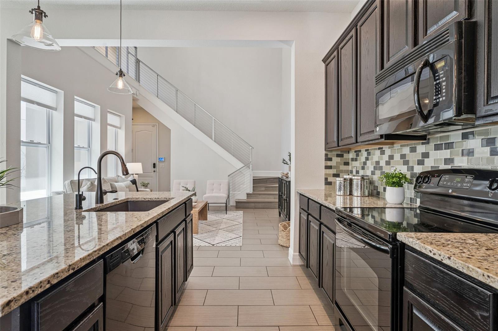 Image 7 of 52 For 14196 Walcott Avenue