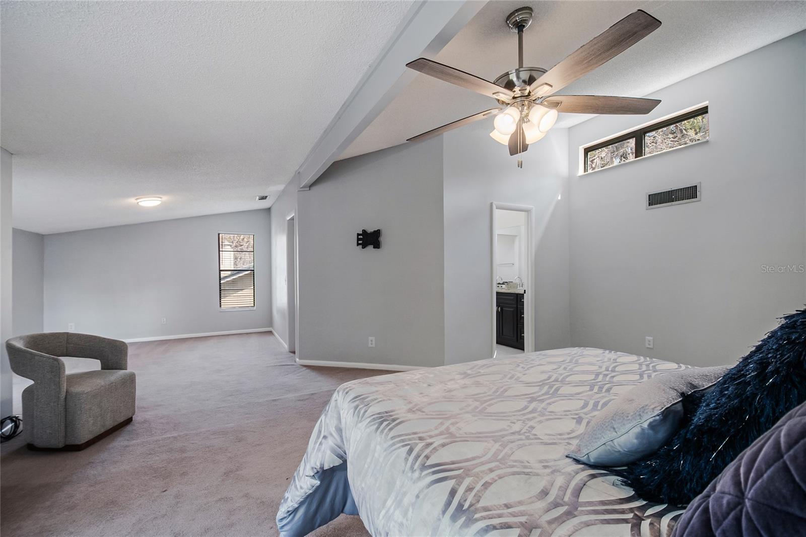 Image 43 of 71 For 153 Duncan Trail