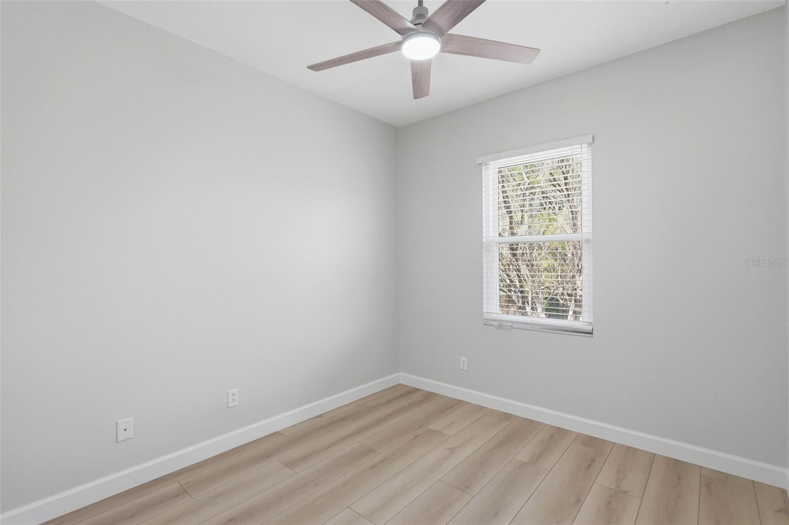 Image 16 of 26 For 1812 Garden Sage Drive