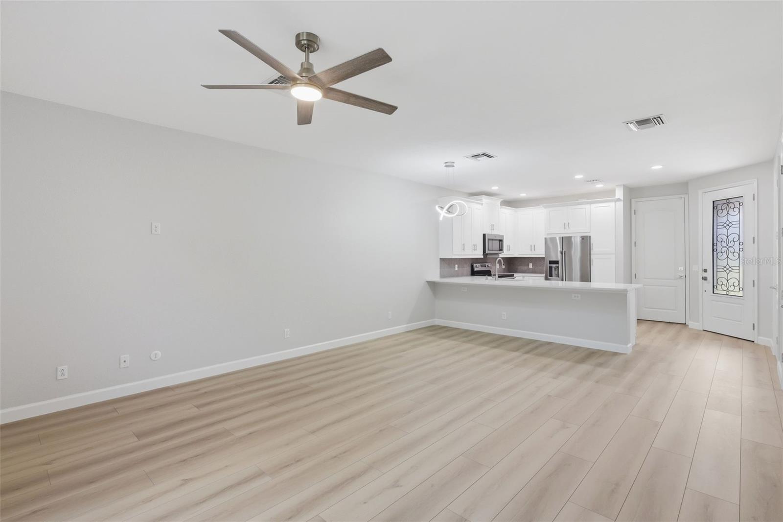 Image 9 of 26 For 1812 Garden Sage Drive