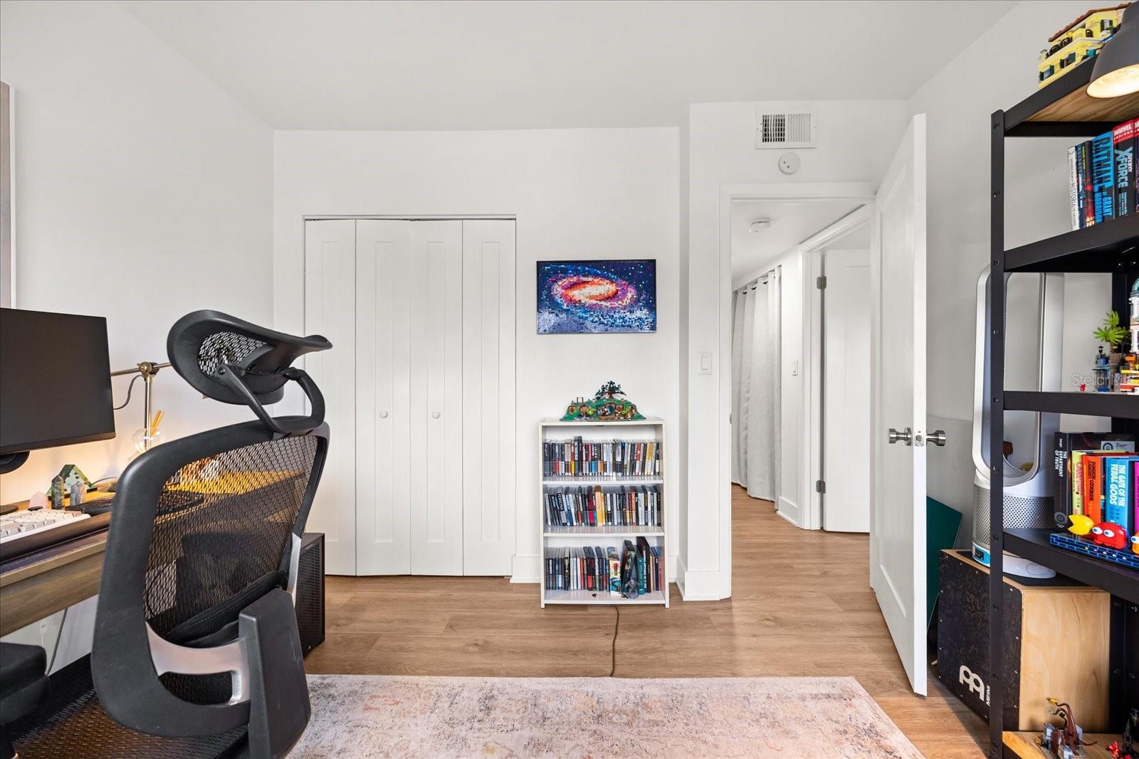 Image 18 of 47 For 1140 Orlando Avenue F11