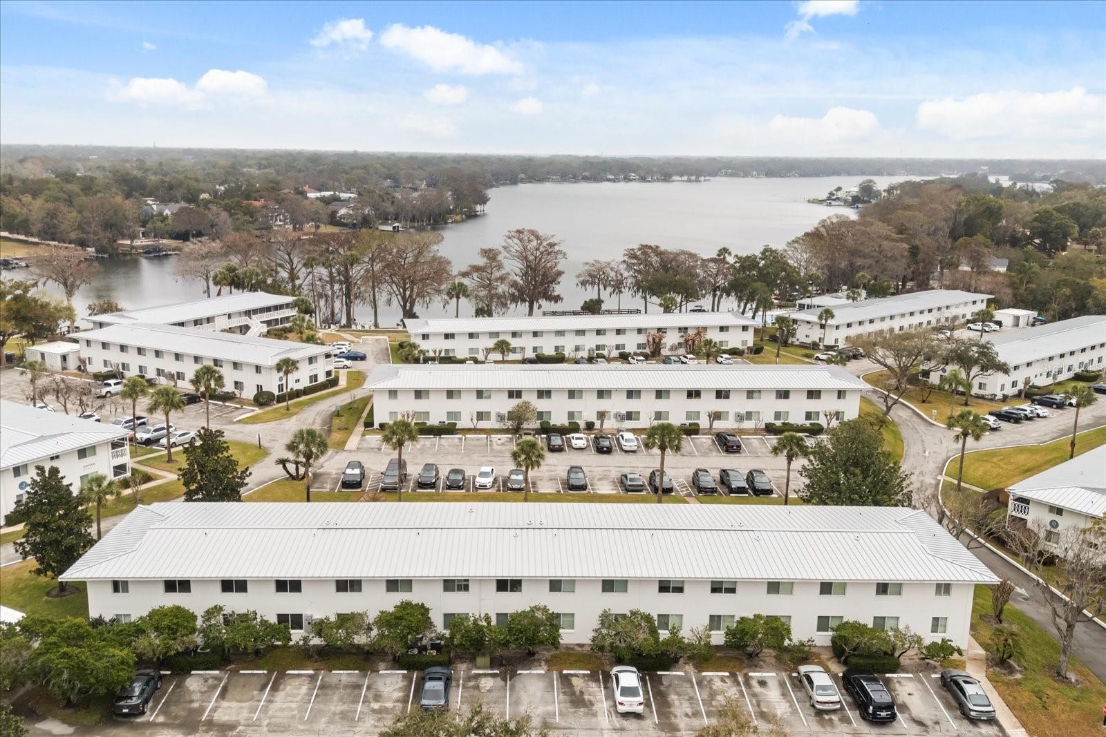 Image 33 of 47 For 1140 Orlando Avenue F11