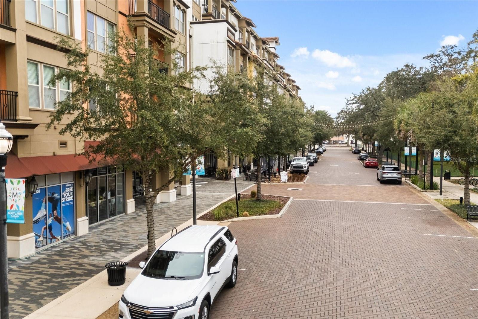 Image 39 of 47 For 1140 Orlando Avenue F11