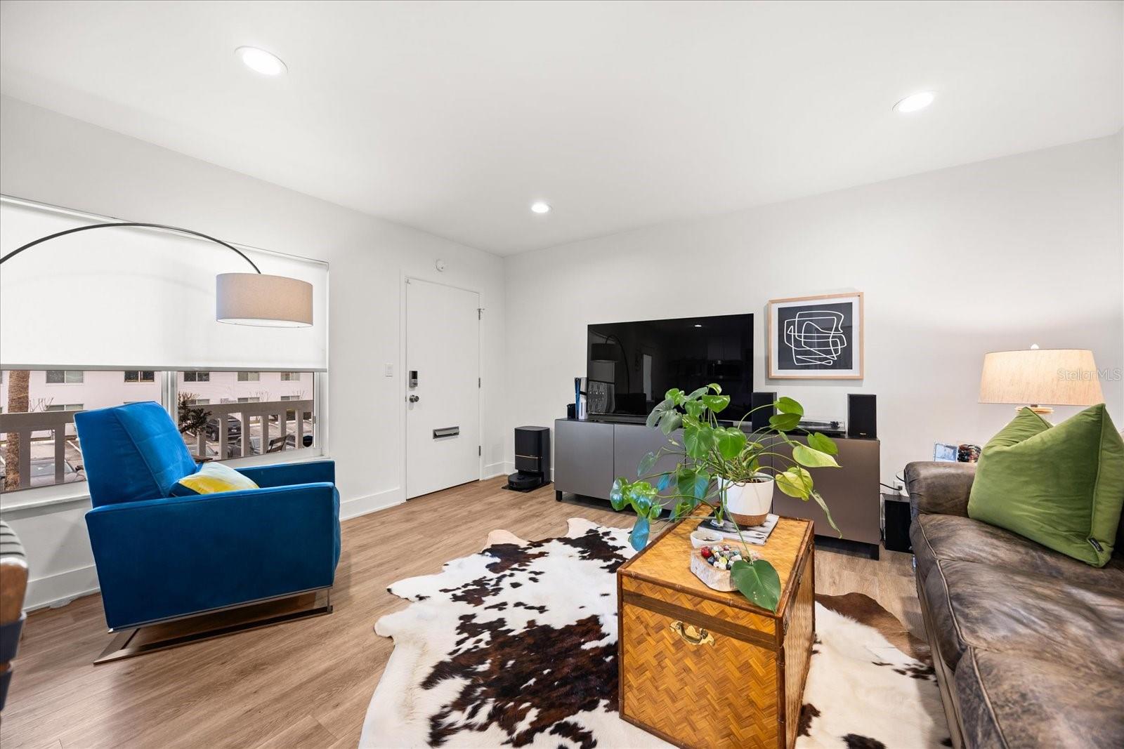 Image 5 of 47 For 1140 Orlando Avenue F11