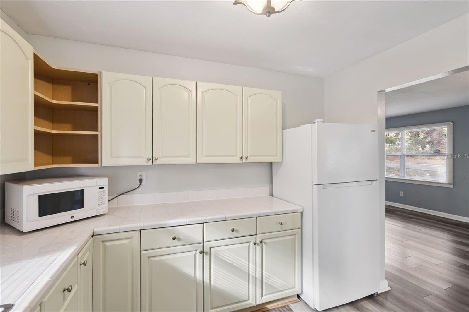 Image 8 of 20 For 902 Galena Avenue