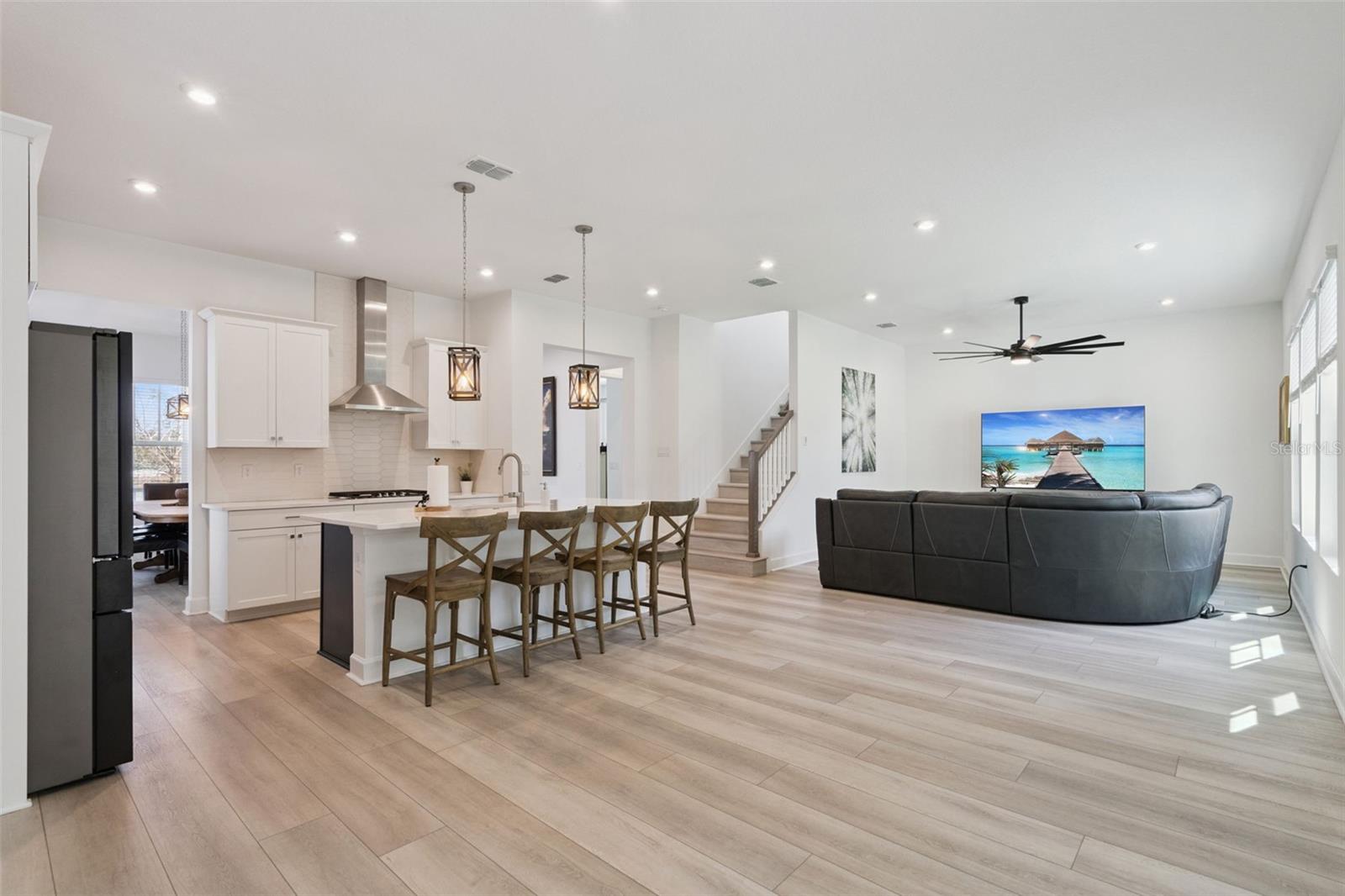 Image 18 of 64 For 7573 Estuary Lake Loop