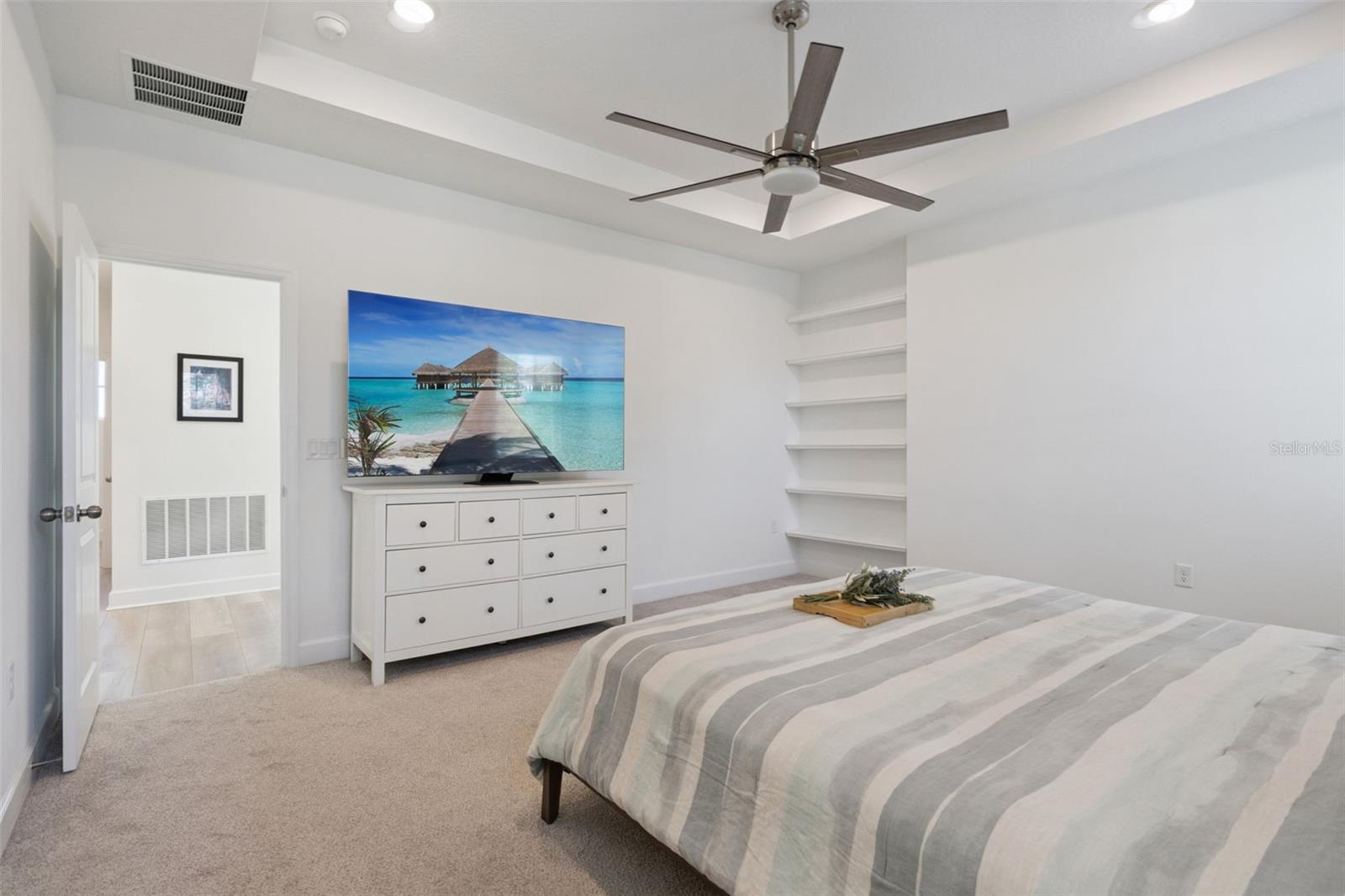 Image 30 of 64 For 7573 Estuary Lake Loop