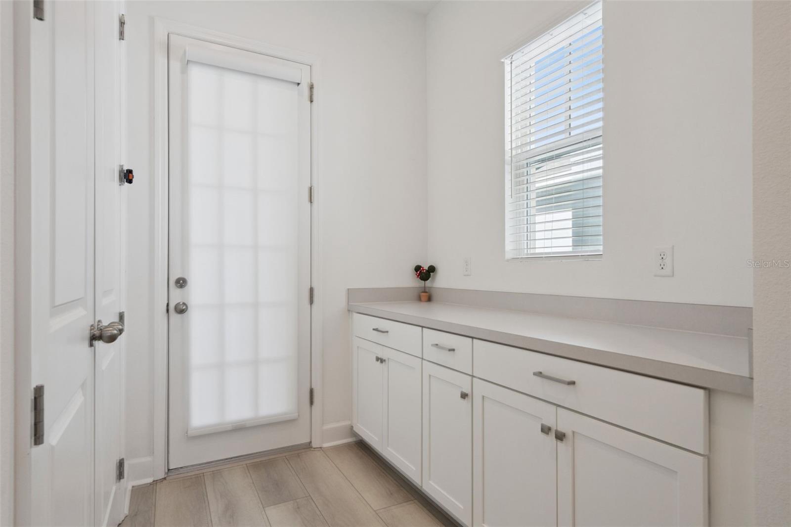 Image 43 of 64 For 7573 Estuary Lake Loop