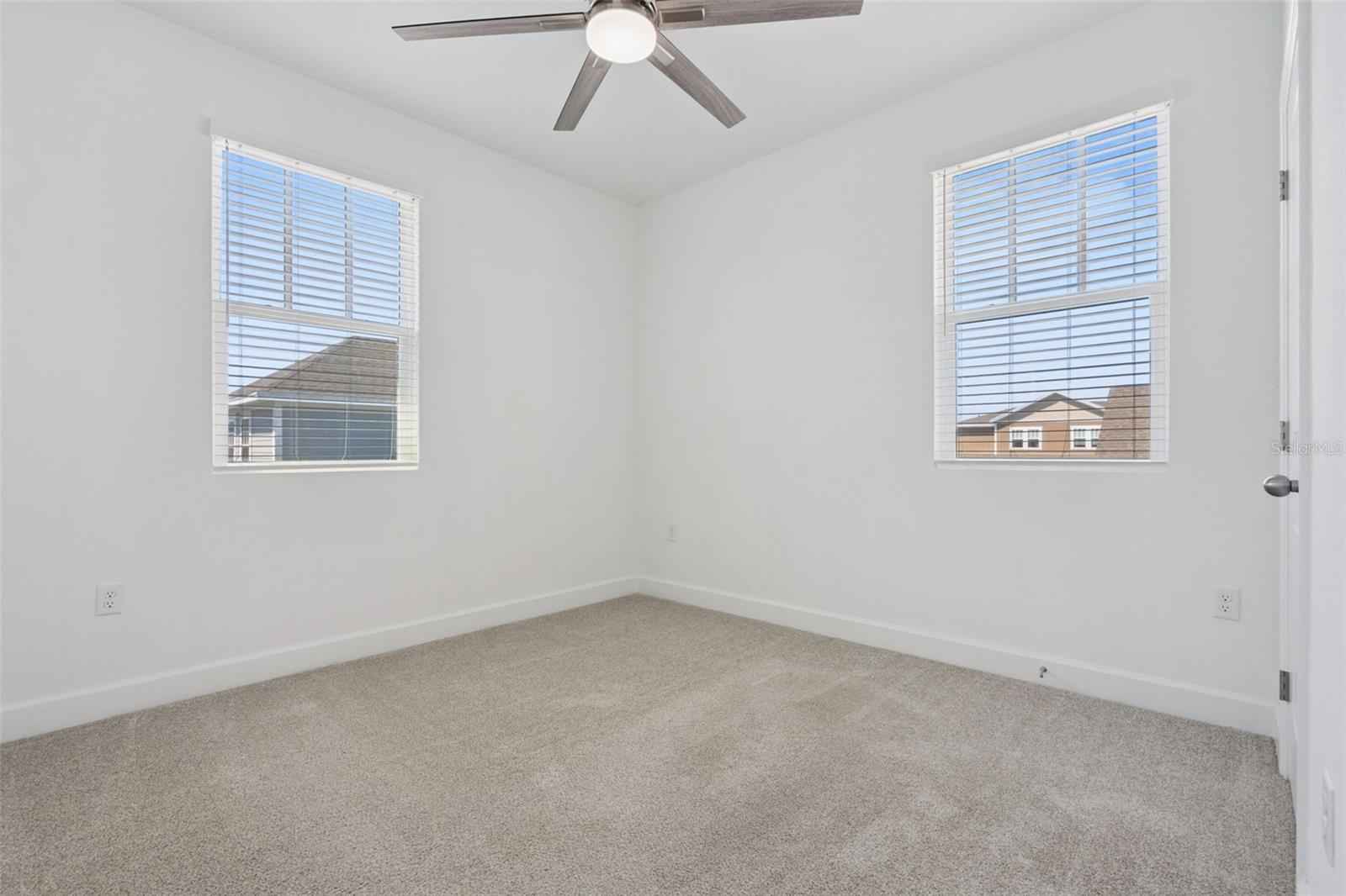 Image 52 of 64 For 7573 Estuary Lake Loop