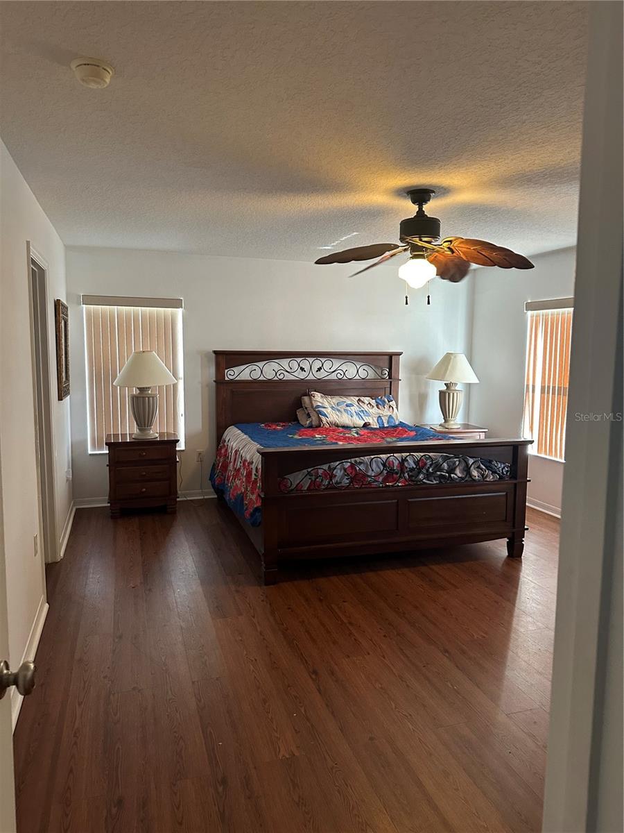 Image 13 of 28 For 378 Canna Drive