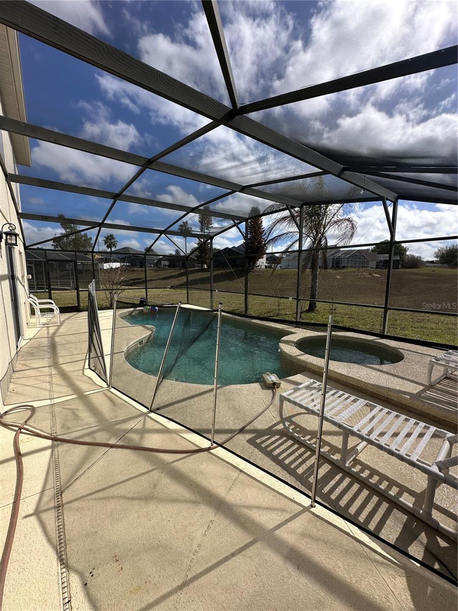 Image 26 of 28 For 378 Canna Drive