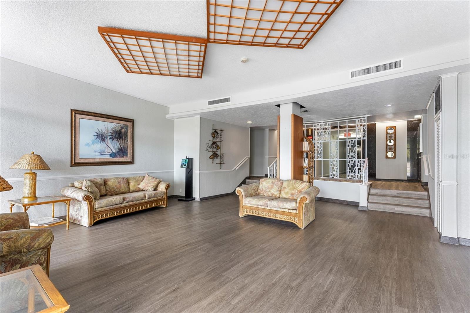 Image 21 of 34 For 3190 Atlantic Avenue 124