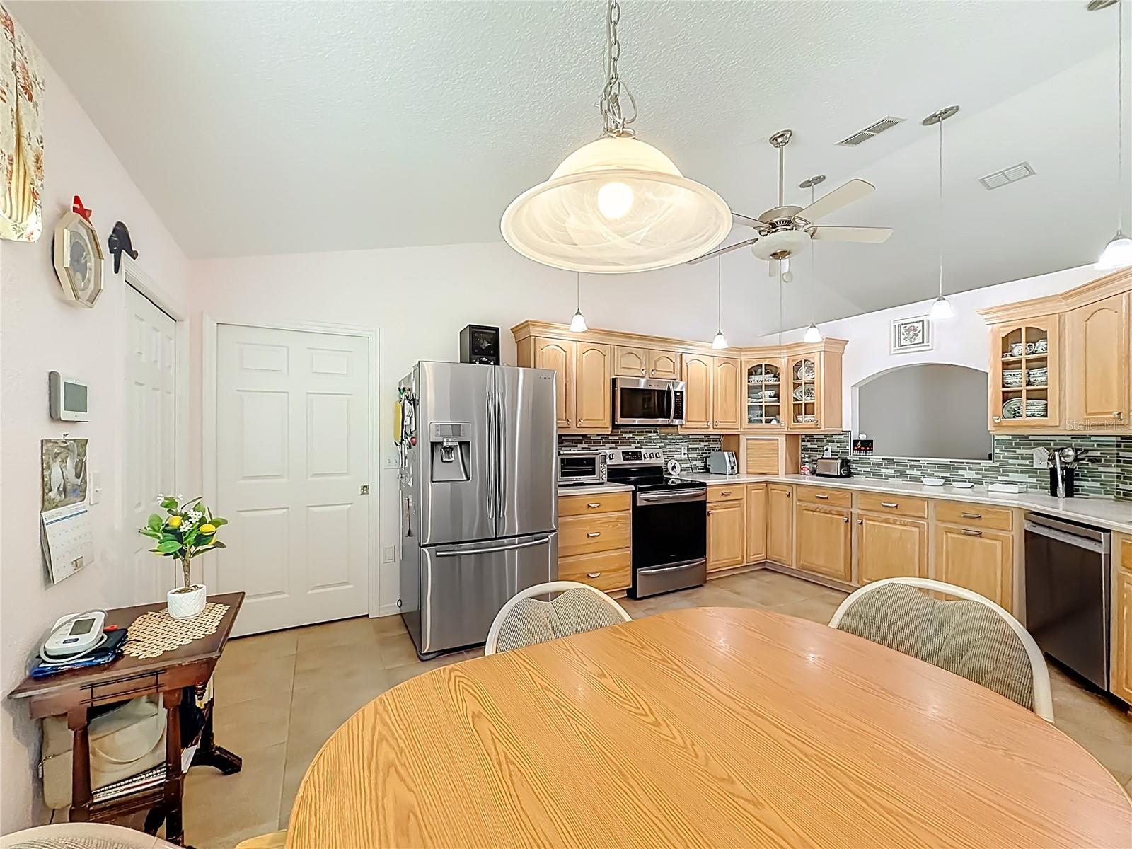 Image 14 of 72 For 9451 12th Court