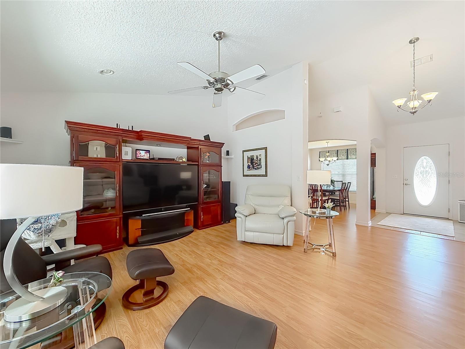 Image 22 of 72 For 9451 12th Court