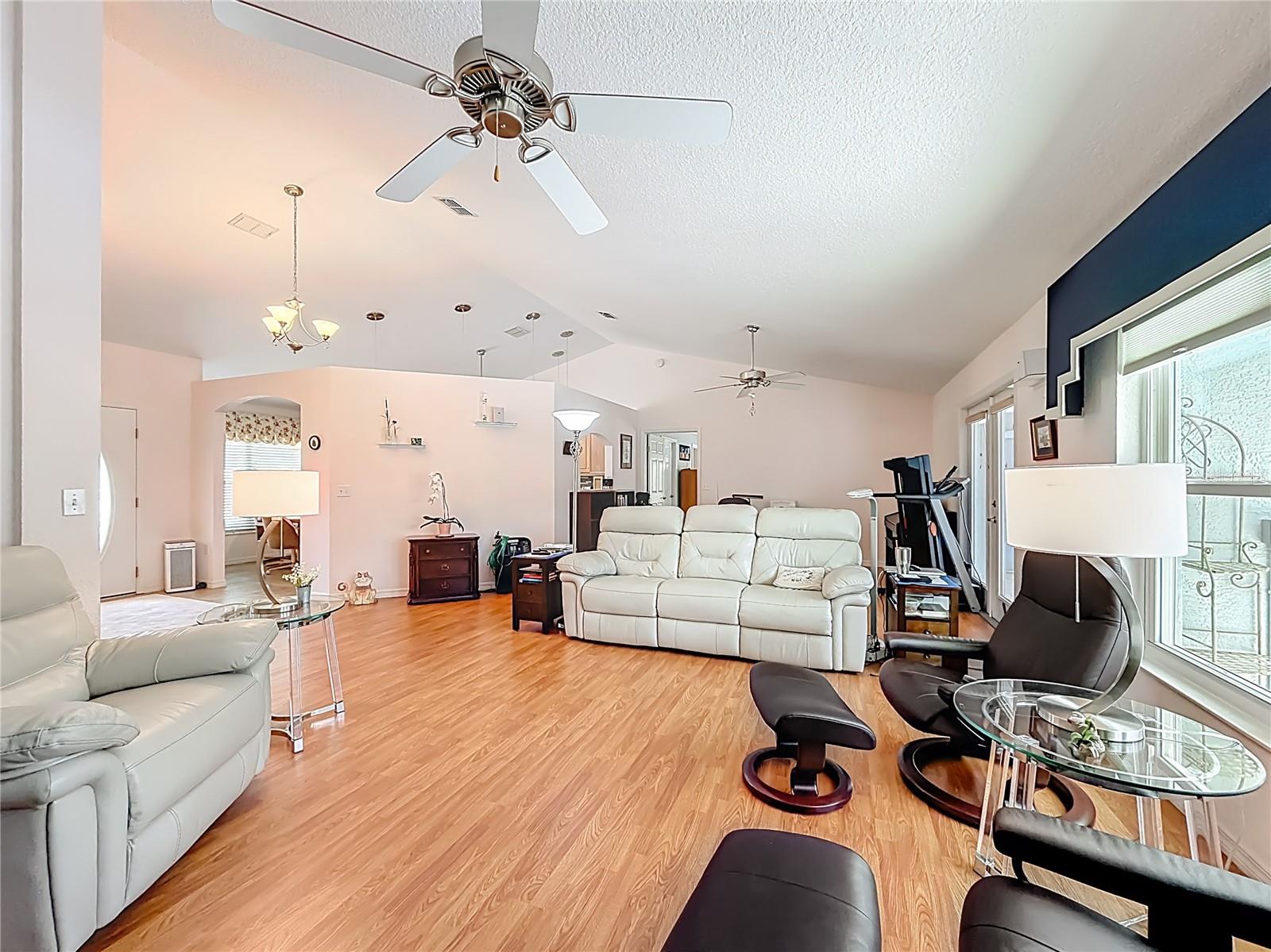 Image 23 of 72 For 9451 12th Court