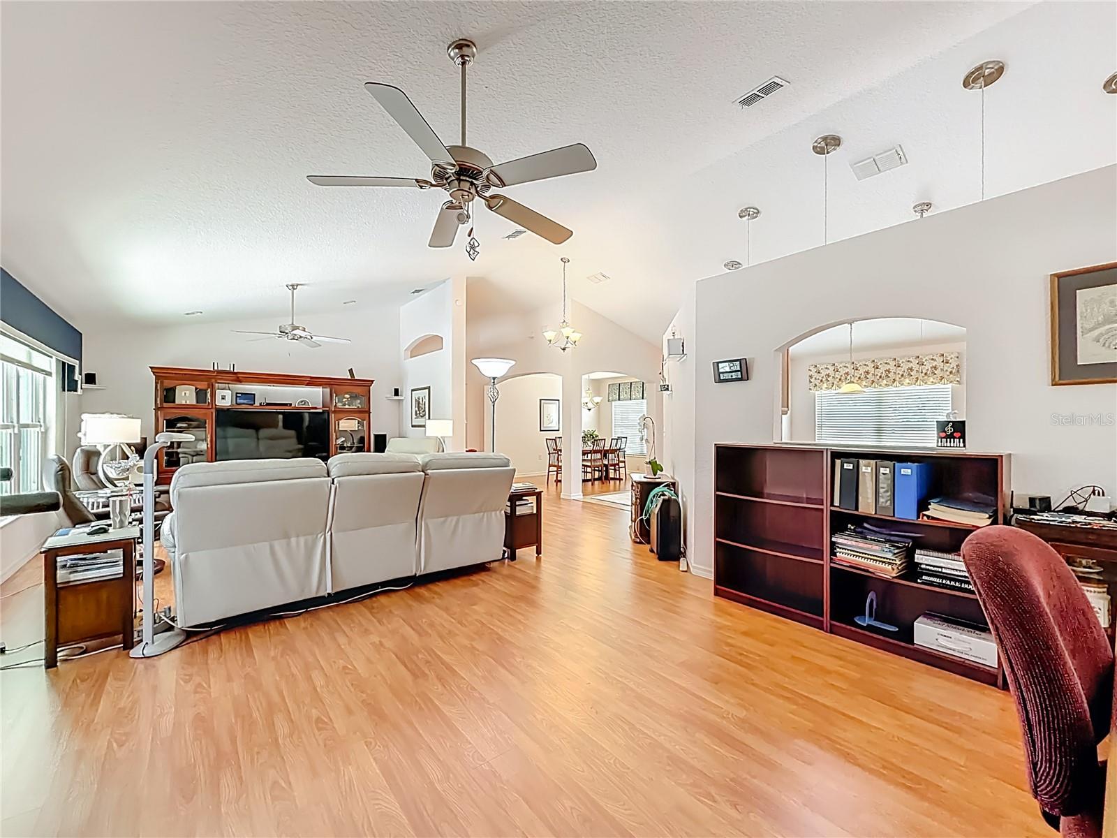 Image 26 of 72 For 9451 12th Court