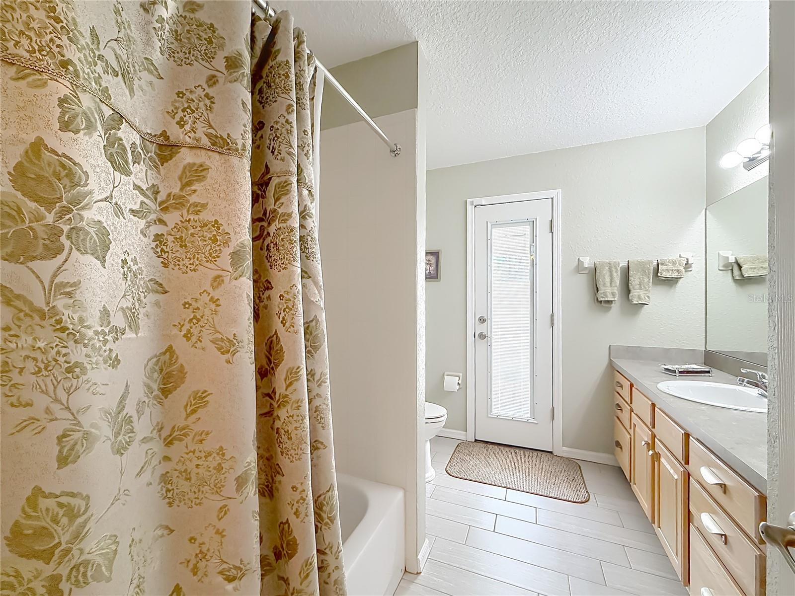 Image 39 of 72 For 9451 12th Court