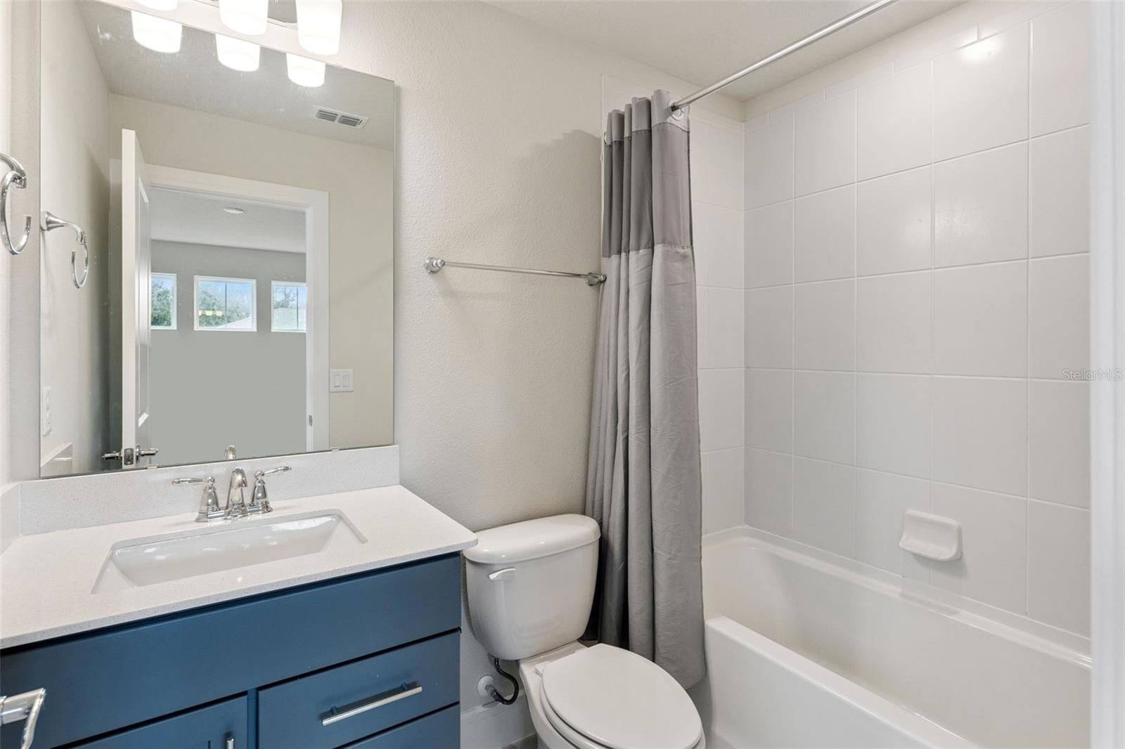 Image 24 of 43 For 4008 Meandering Bay Drive