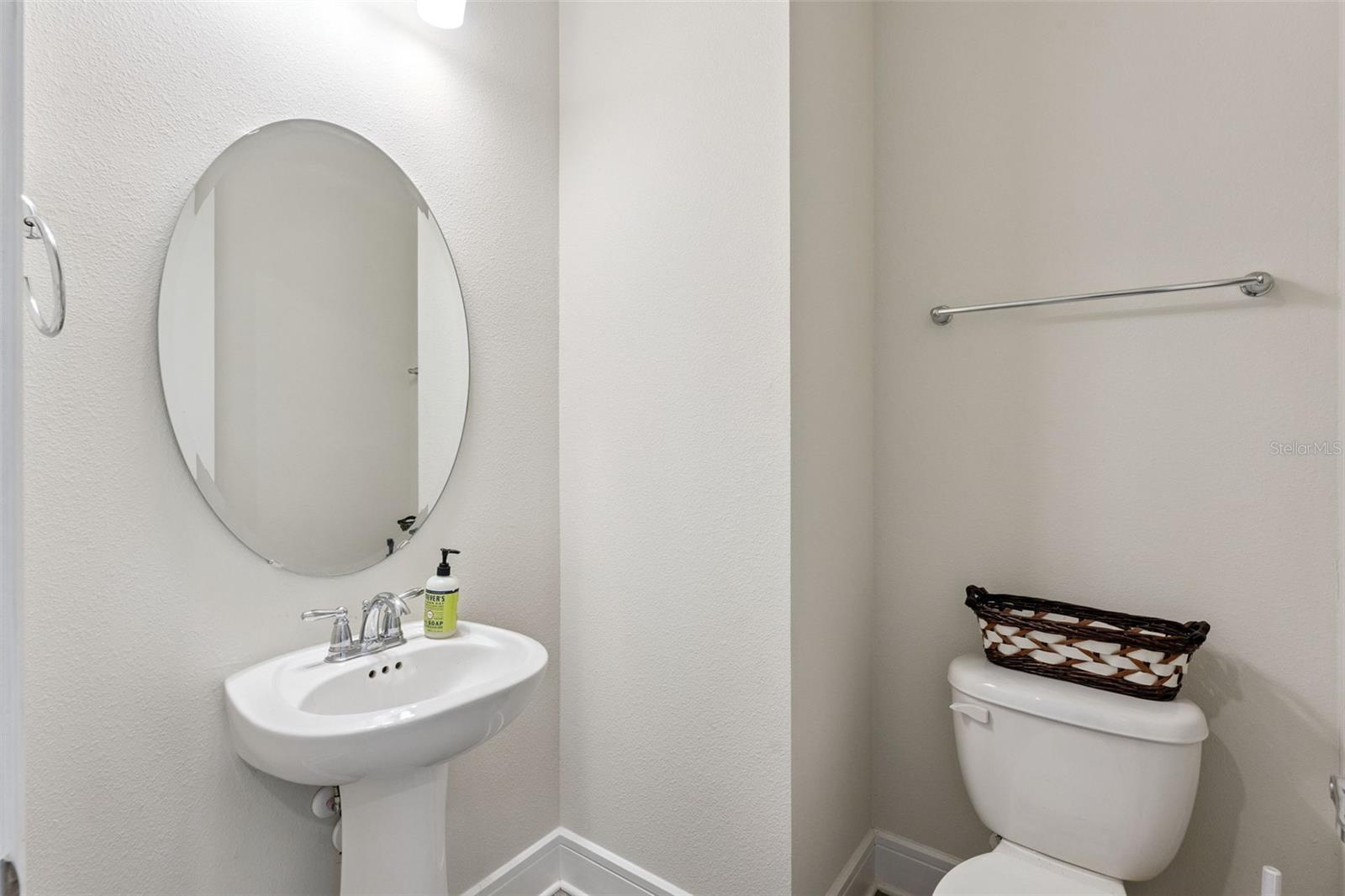 Image 25 of 43 For 4008 Meandering Bay Drive