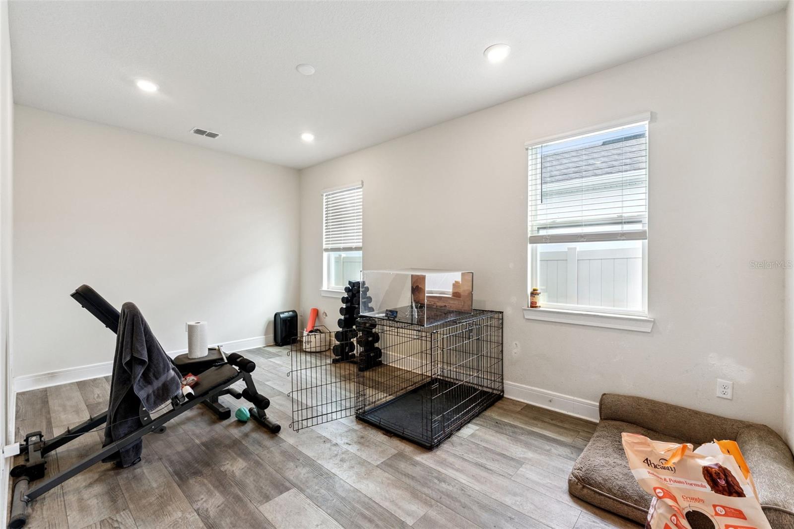 Image 28 of 43 For 4008 Meandering Bay Drive