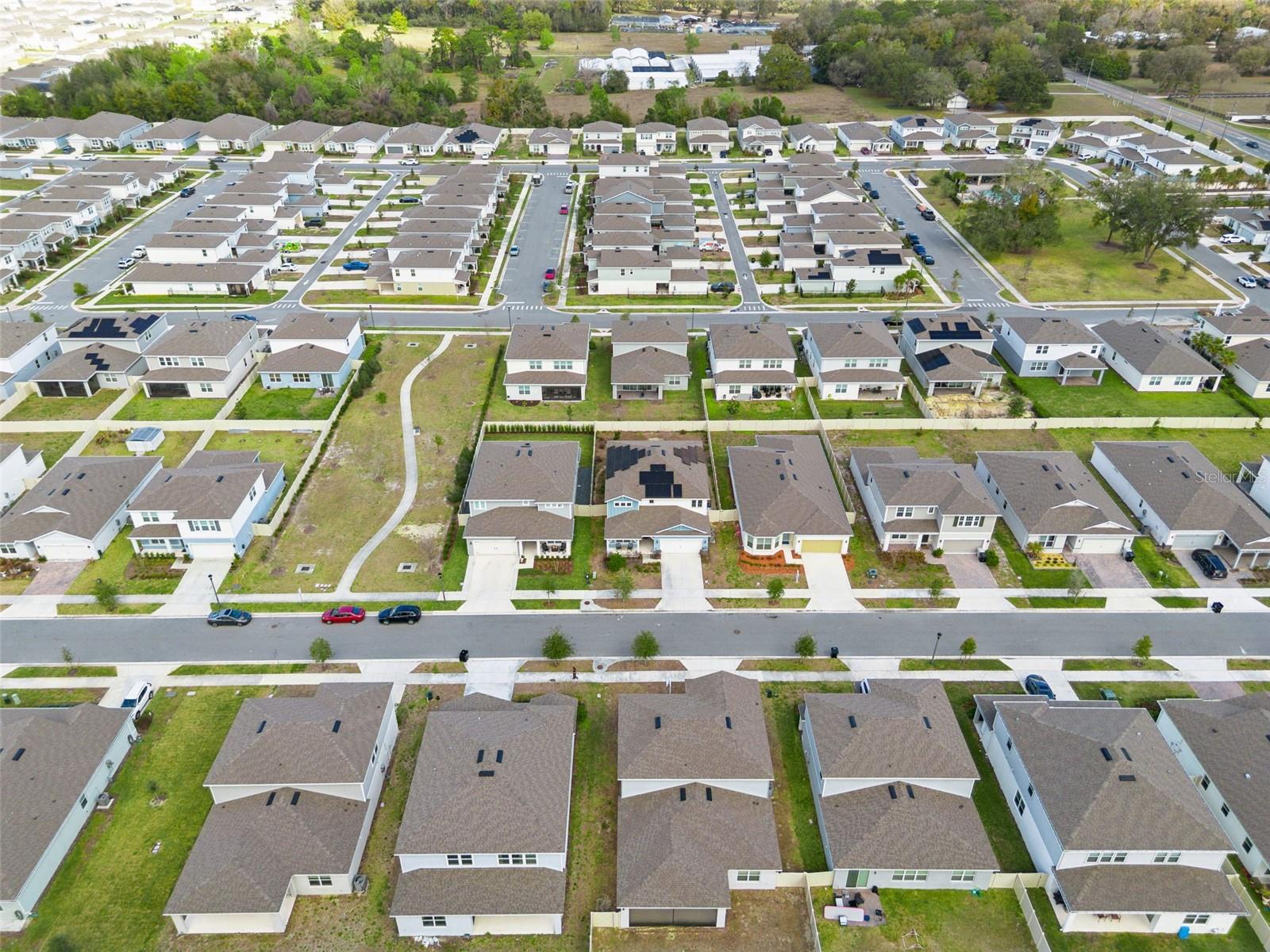 Image 37 of 43 For 4008 Meandering Bay Drive