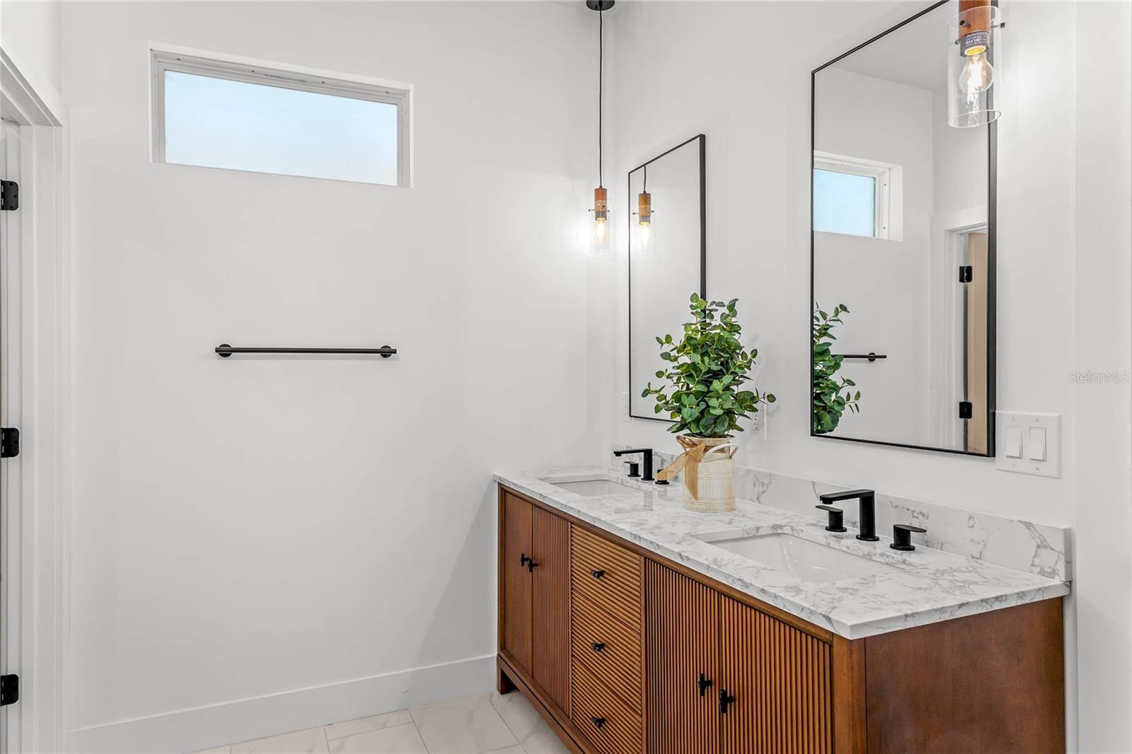 Image 15 of 37 For 3510 75th Street