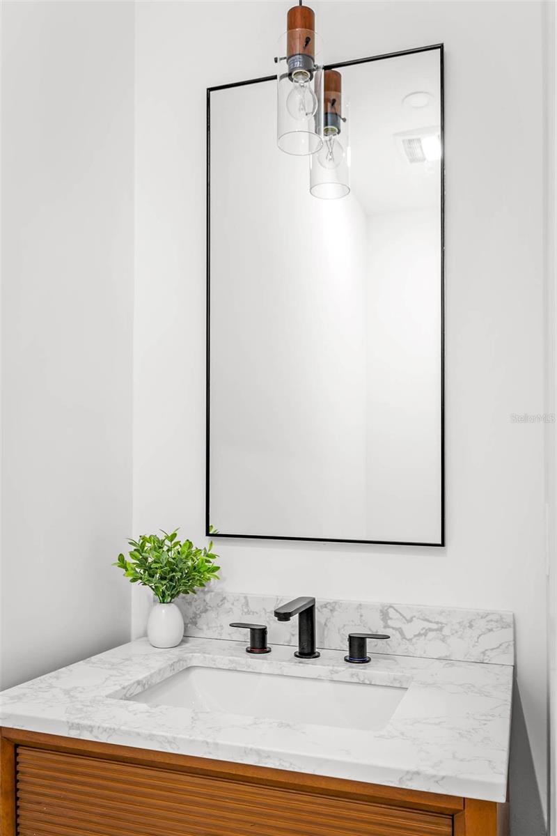 Image 27 of 37 For 3510 75th Street