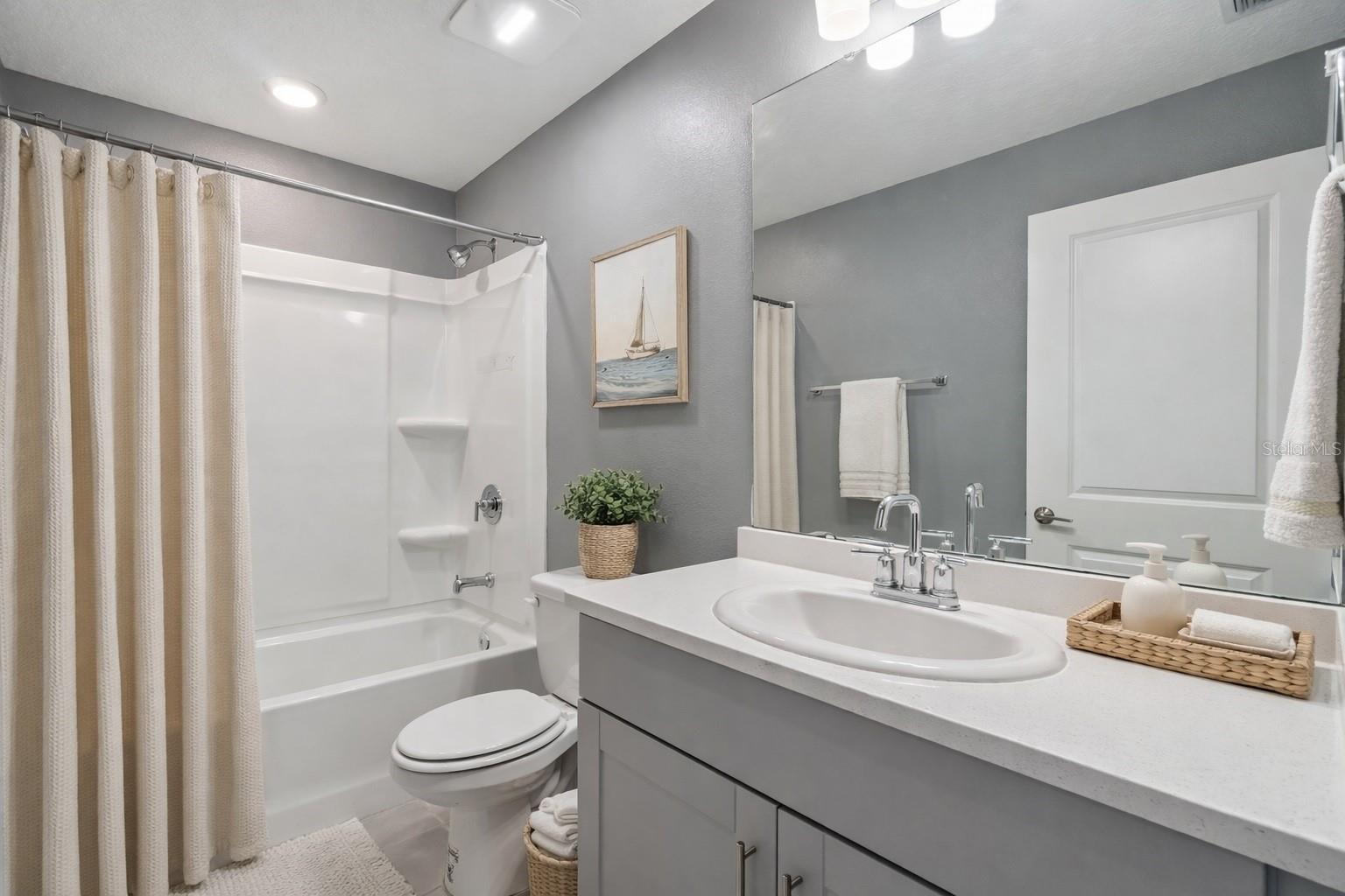 Image 9 of 15 For 4431 Arlington Avenue