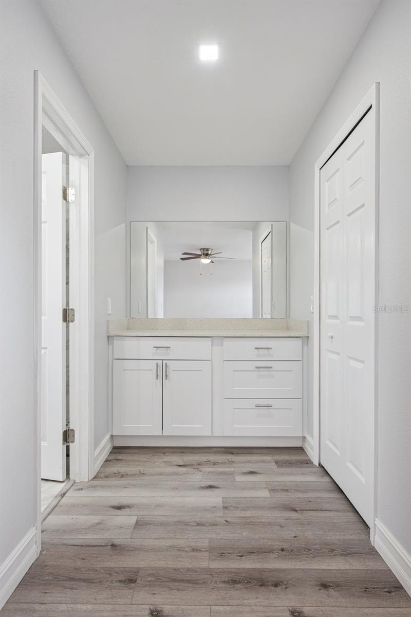 Image 12 of 27 For 6602 Henrich Drive