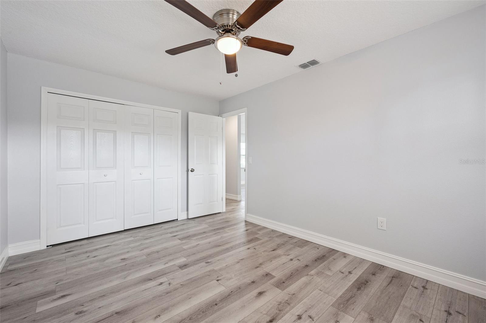 Image 19 of 27 For 6602 Henrich Drive