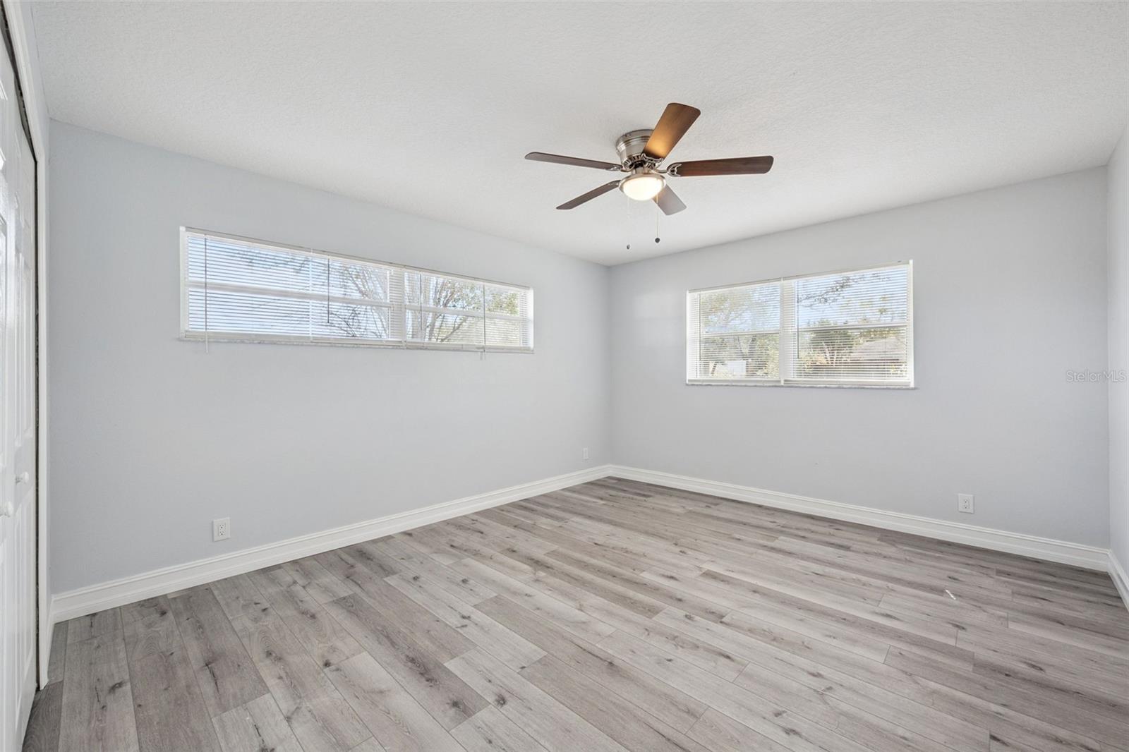 Image 22 of 27 For 6602 Henrich Drive