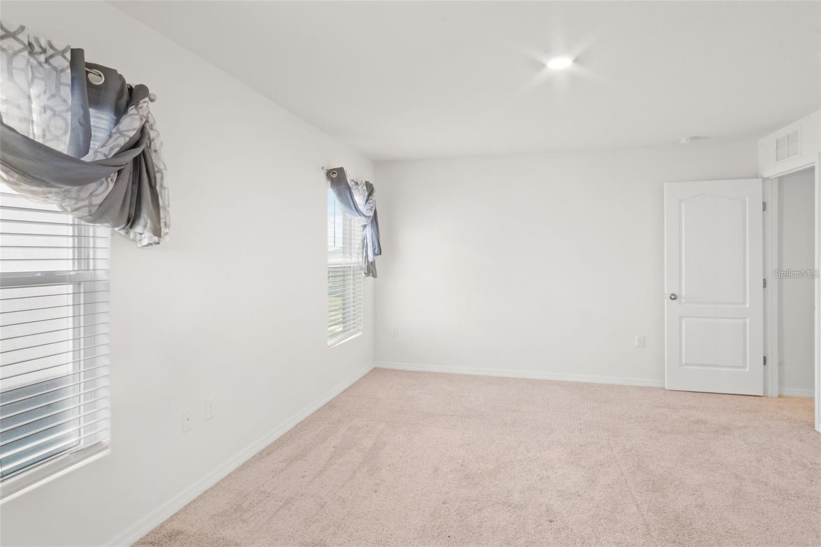 Image 24 of 33 For 213 Sofia Lane