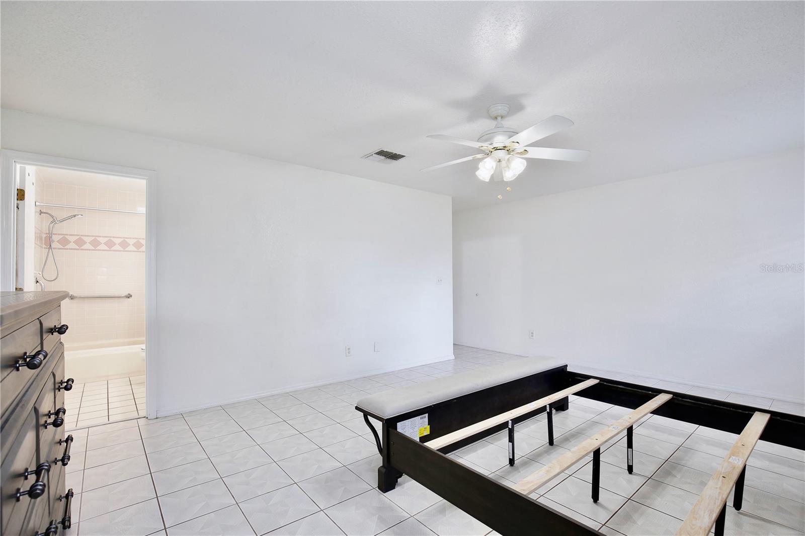 Image 13 of 27 For 735 Chris Court