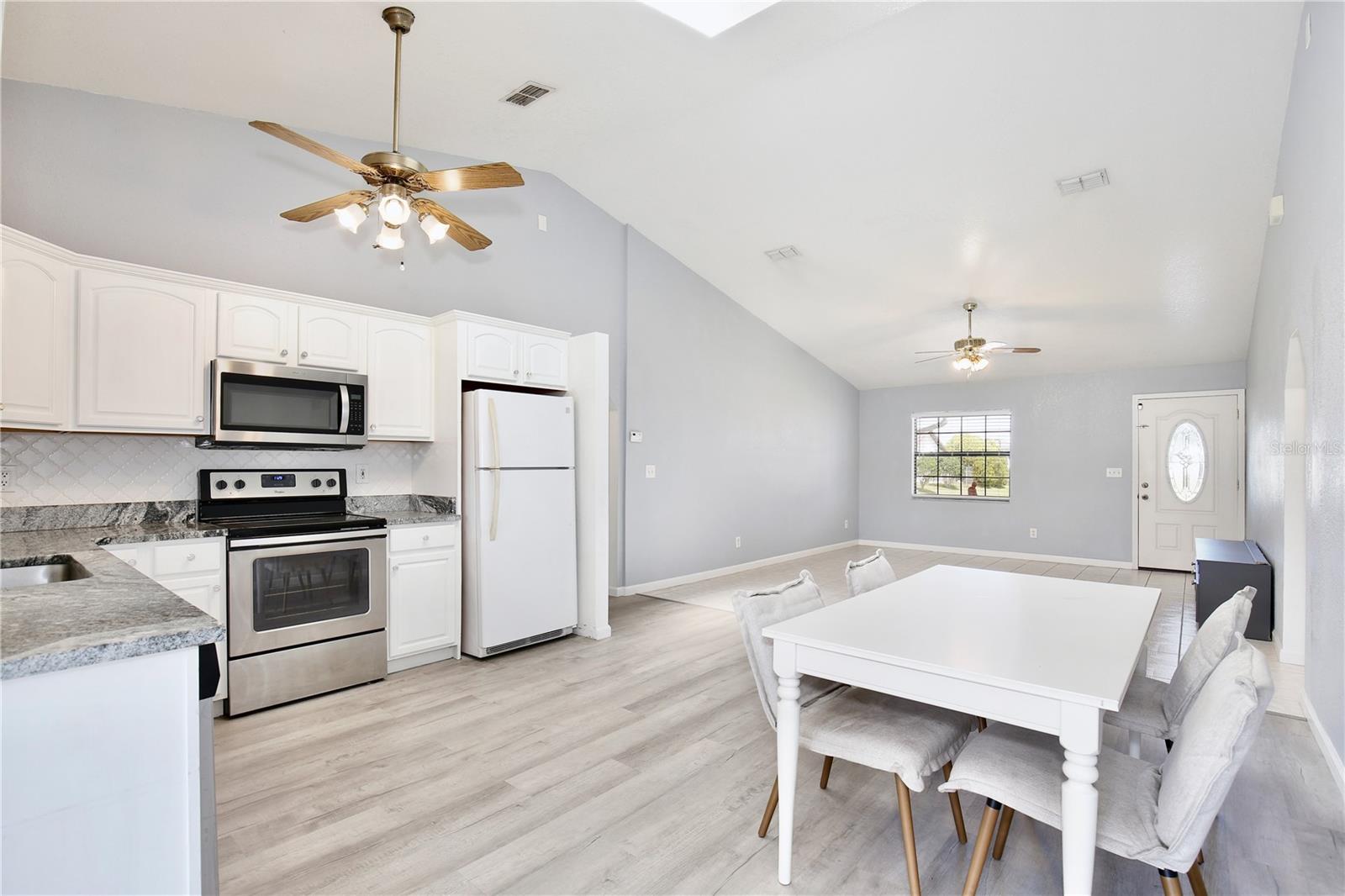 Image 8 of 27 For 735 Chris Court