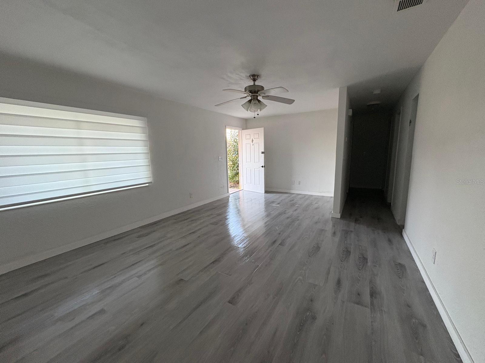 Image 2 of 14 For 793 Aspen Drive