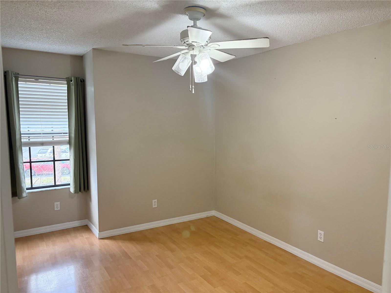 Image 19 of 26 For 2941 Lowell Court