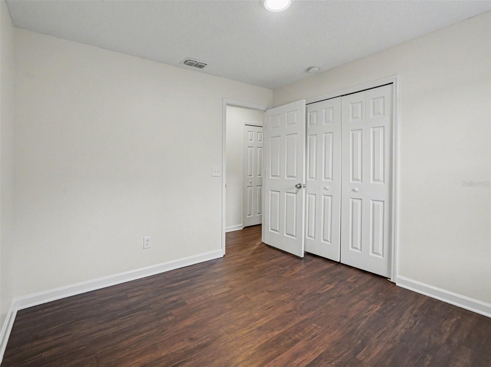 Image 15 of 27 For 6673 Bouganvillea Crescent Drive