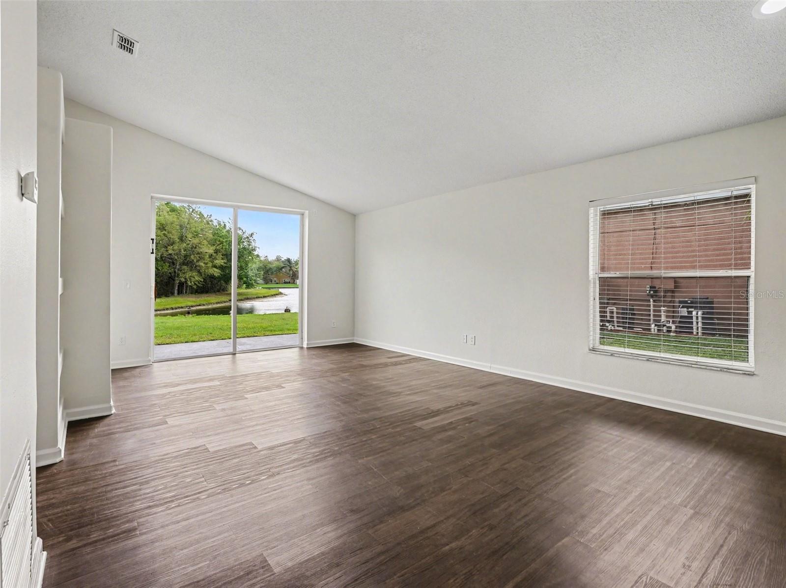 Image 7 of 27 For 6673 Bouganvillea Crescent Drive