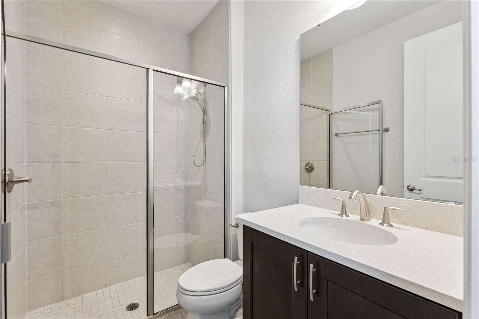 Listing photo id 28 for 2682 Park Ridge Street