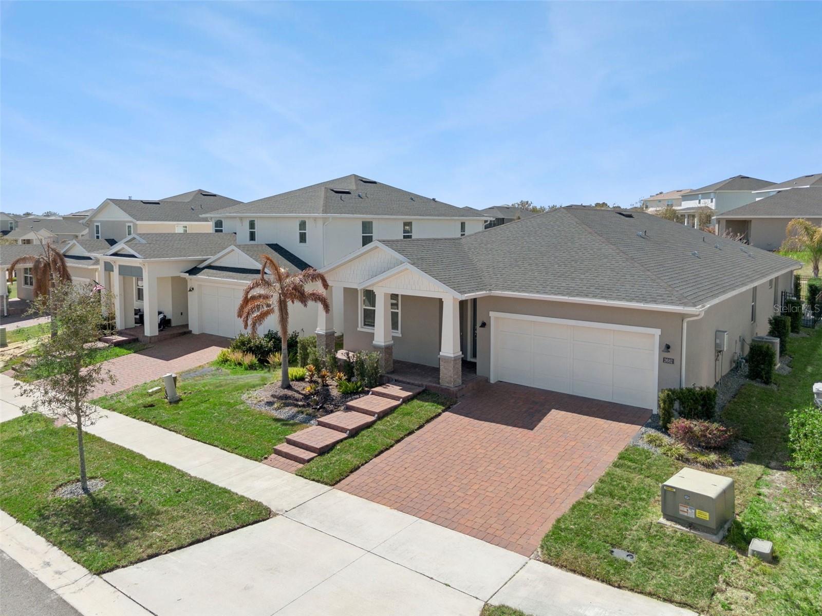 Listing photo id 40 for 2682 Park Ridge Street