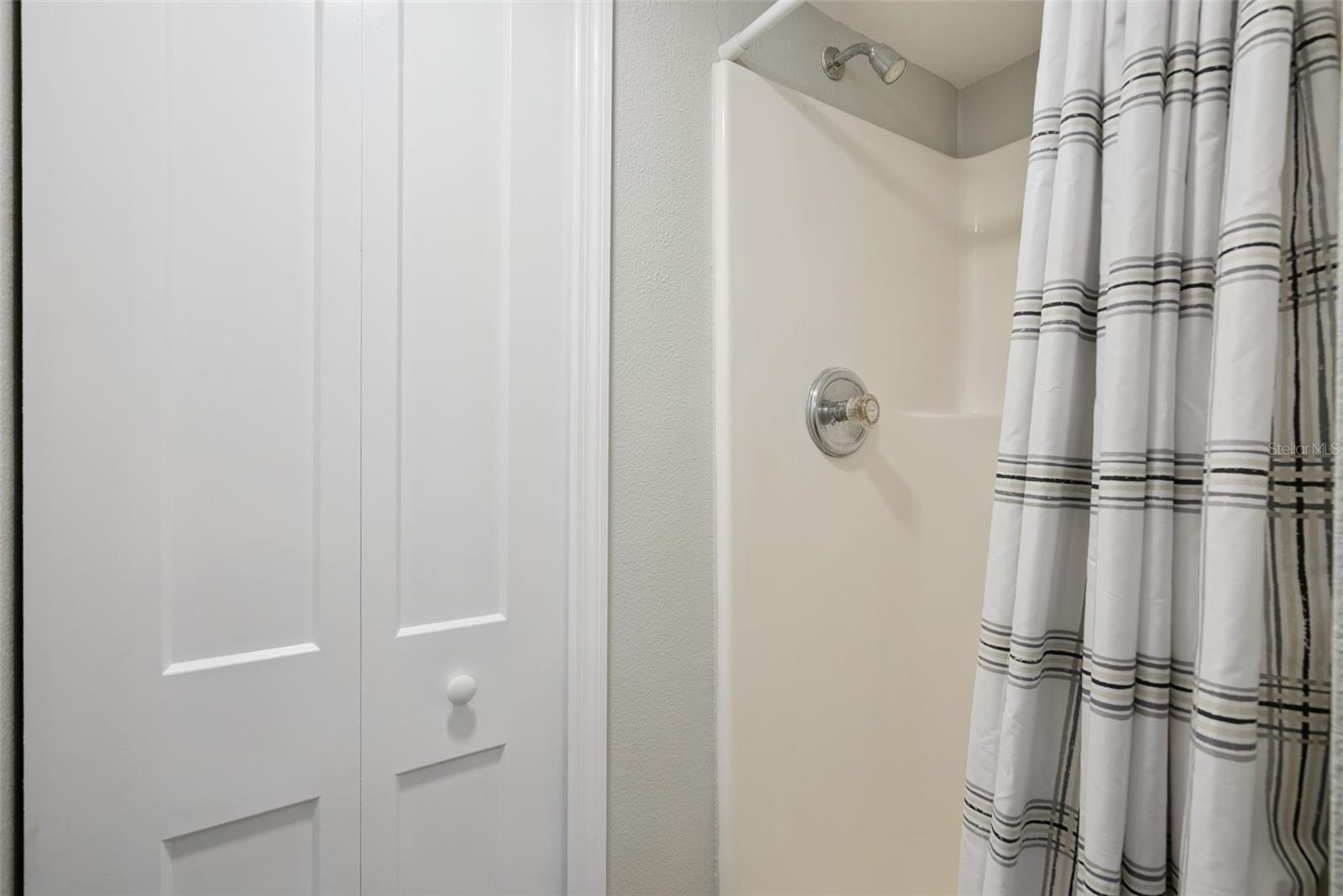 Image 12 of 20 For 3154 Plaza Terrace Drive 3154