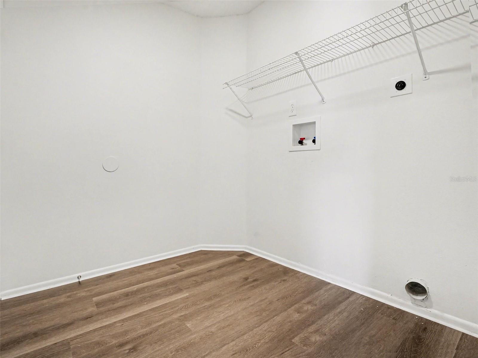 Image 19 of 26 For 7242 Minippi Drive