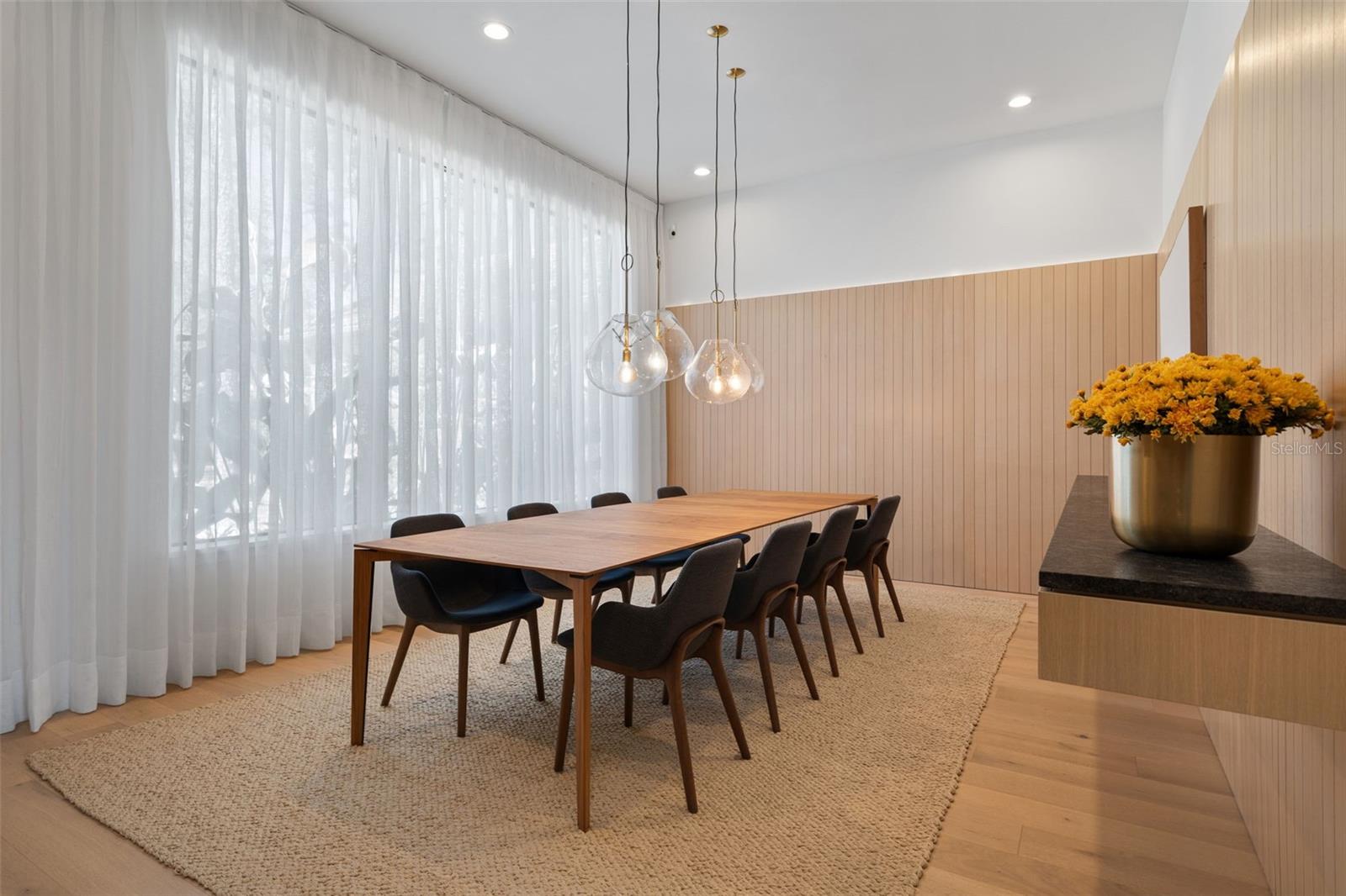 Image 12 of 71 For 16832 Vinci Way