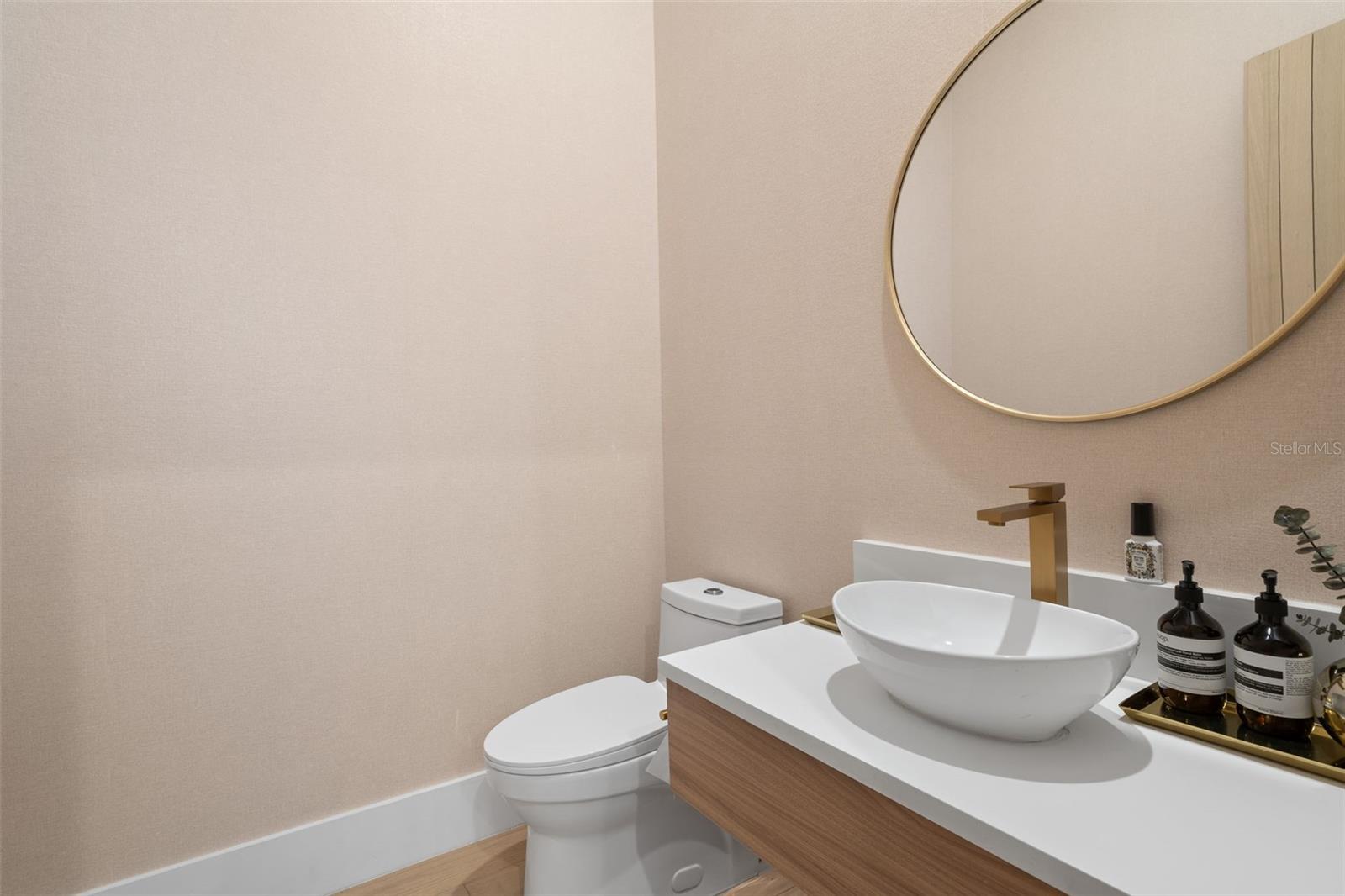 Image 23 of 71 For 16832 Vinci Way