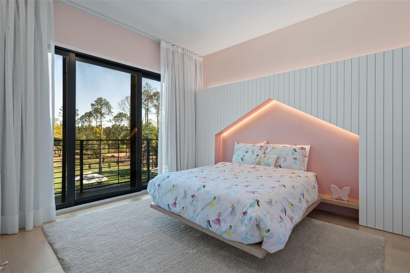 Image 40 of 71 For 16832 Vinci Way