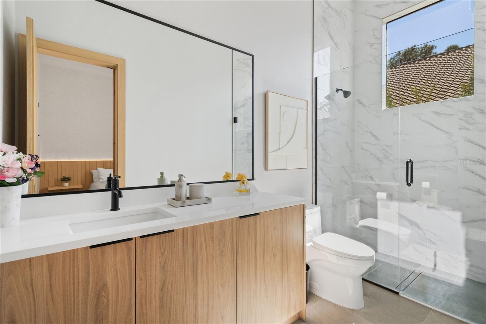 Image 49 of 71 For 16832 Vinci Way