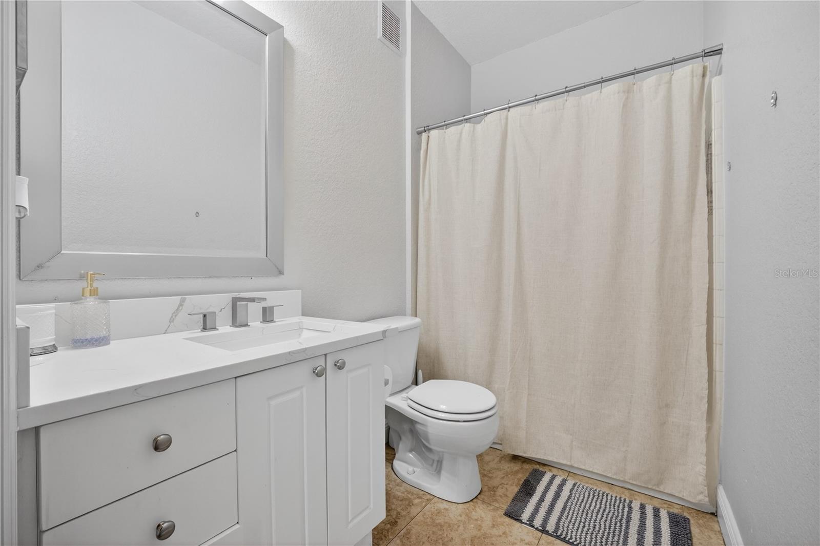 Image 12 of 25 For 839 Grand Regency Point 104