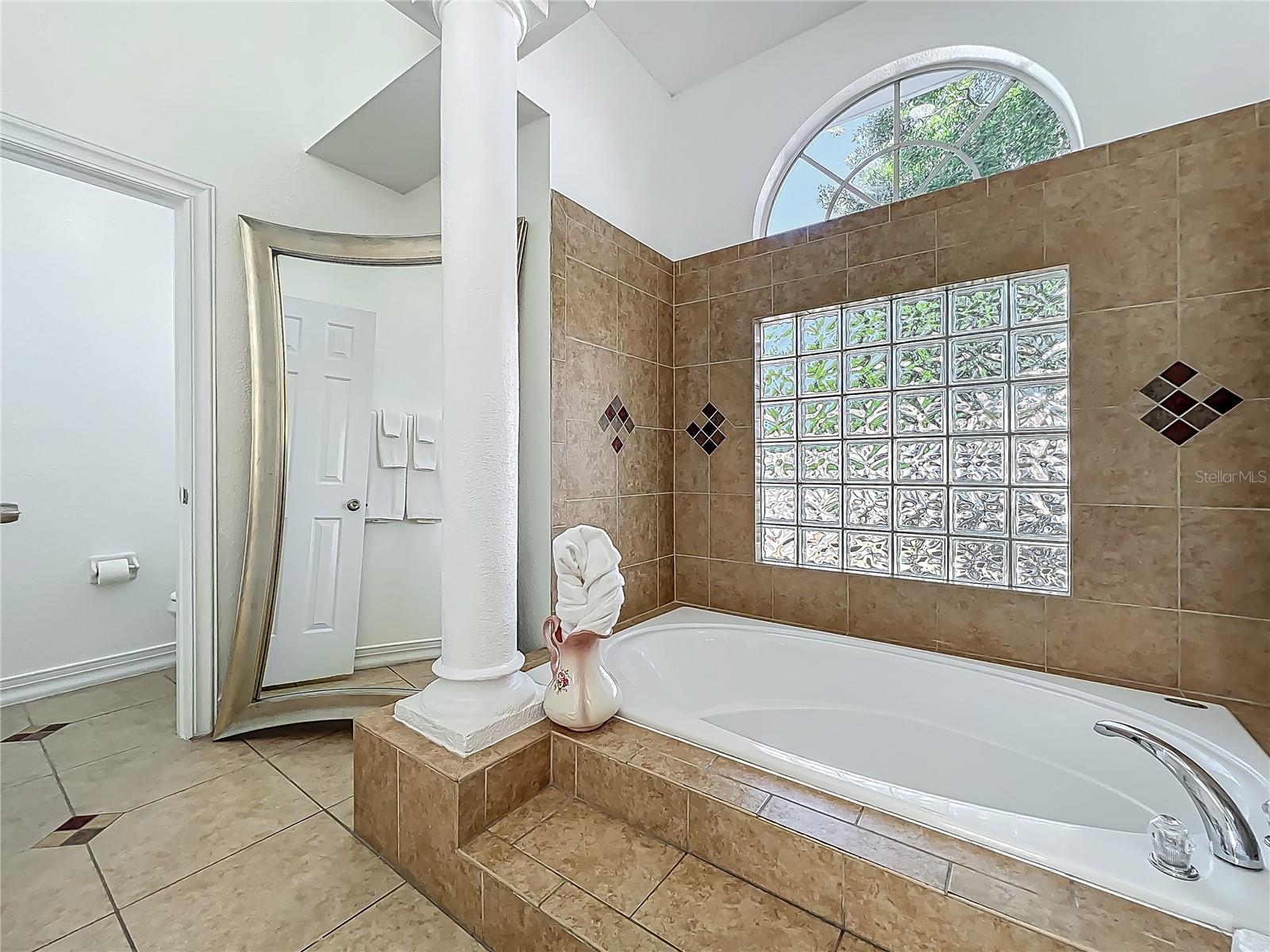 Image 28 of 47 For 119 Killington Way